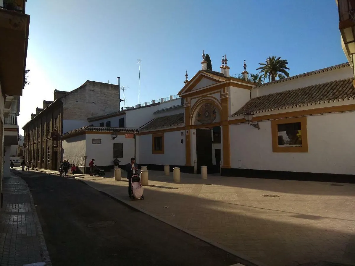 Apartamento En Calle Padilla Seville