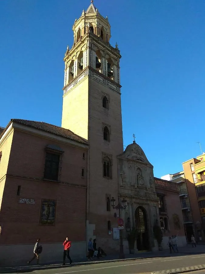 Apartamento En Calle Padilla Seville Spain